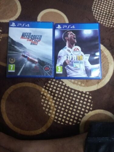 Ps4 game cd 2 pcs