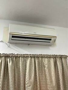 مكيف هواء هيتاشي سعة 2 طن للبيع