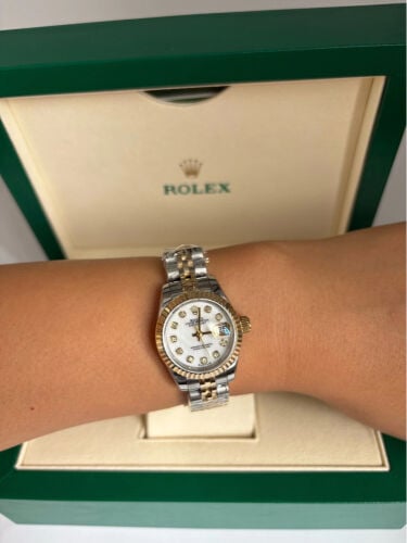 ساعة رولكس مع البوكس جديدة