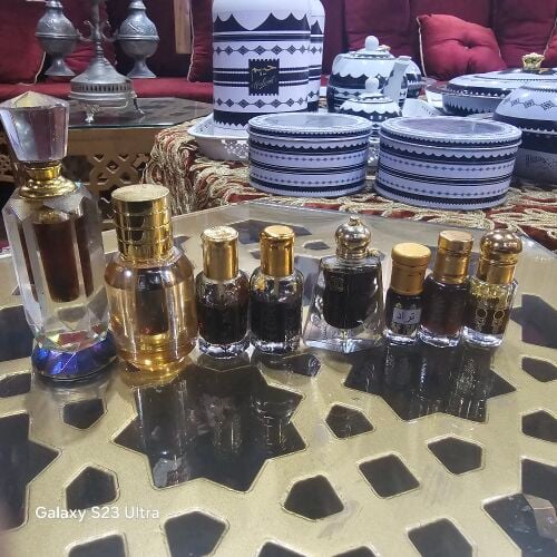 ادهان عود للبيع