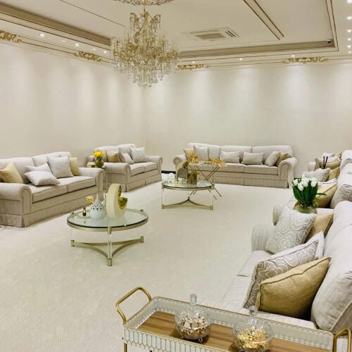 Mojlis sofa available 