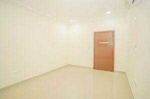 للإيجار في العزيزية غرفتين نوم