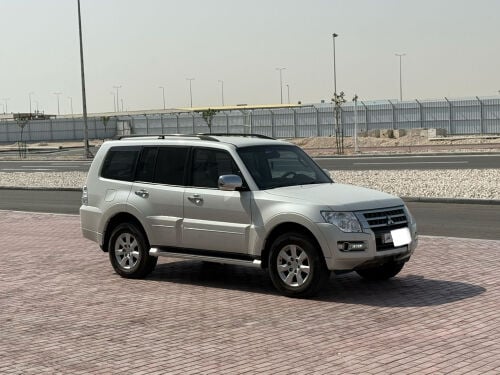 متسوبيشي باجيرو جي ال اس 2020