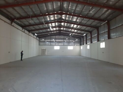 500 sqm store in old INDUSTRIAL