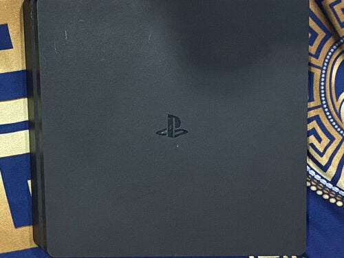PlayStation 4 slim