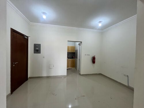 للايجار مكتب بالريان الجديد 