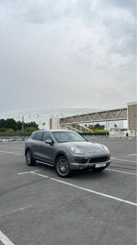 Porsche cayenne s (full option)