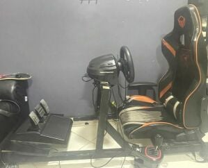THRUSMASTER T300rs Gt