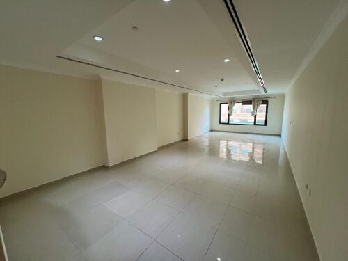 استديو للاجار في اللؤلؤة