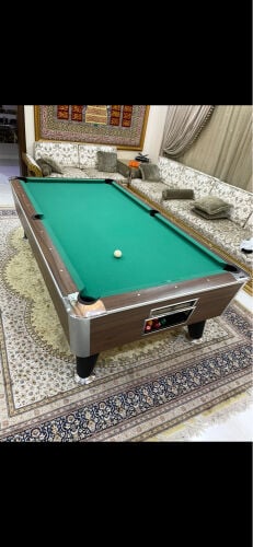طاولة بلياردو اصلية 