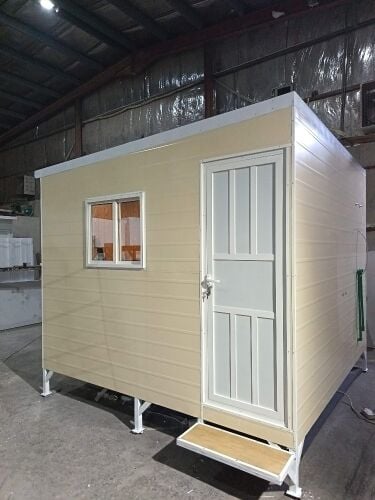 Cabin 3/3 room with toilet
