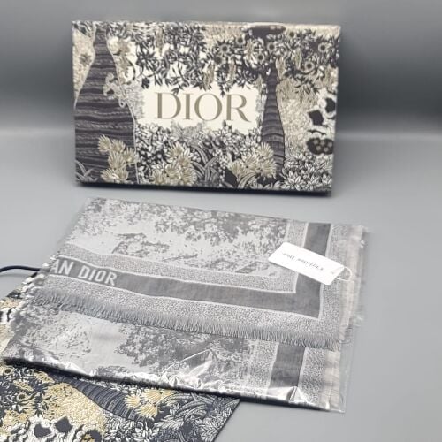 عروض العيد شالات مختلف الماركات