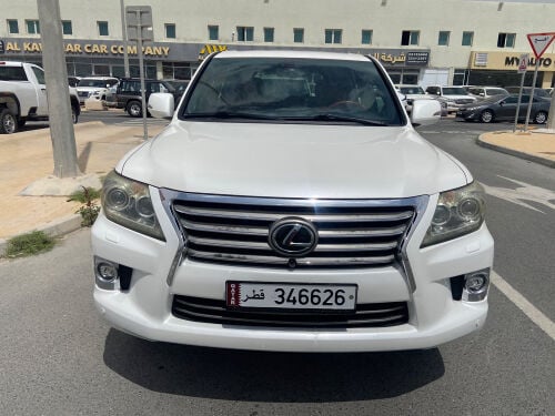 Lexus 2013 white 