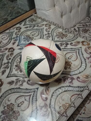١٠٠
