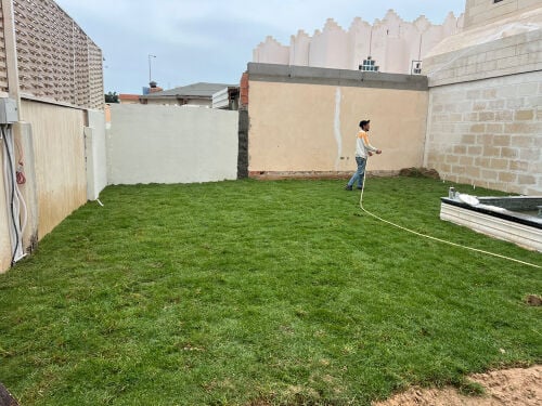 زراعه الحدائق وأحواض الزرع 