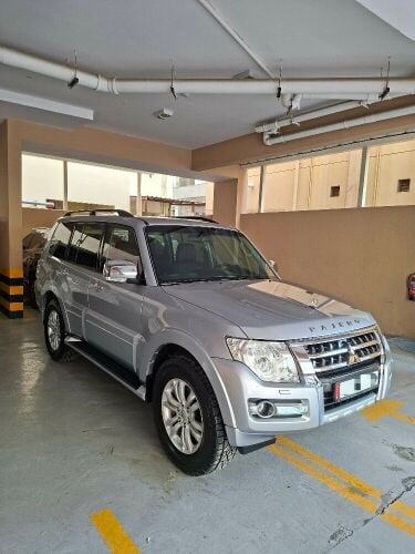 mitsubishi pajero