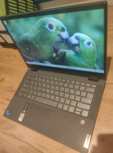 Ideapad Flex 5 laptop. 2000QR.