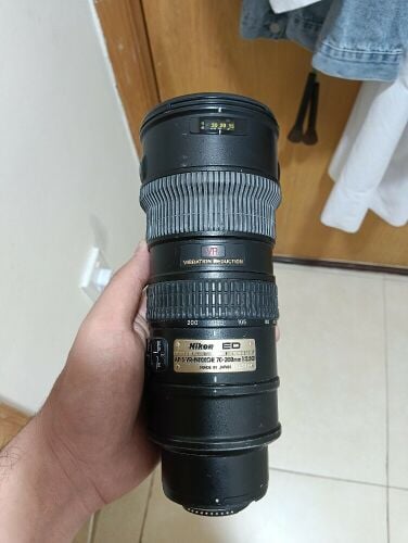 Nikon AF-S VR Zoom-Nikkor 70-200m