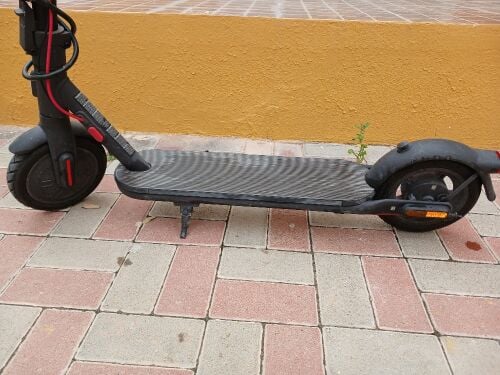 Electric scooter