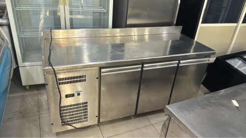 طاولة فريزر استيل