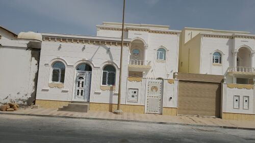 للبيع فيلا جديدة معيذر