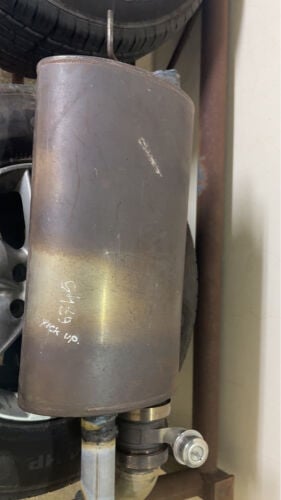 دبة دي ام ٨ سلندر