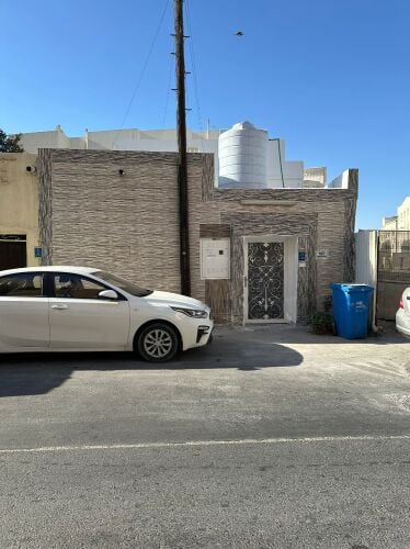 بيت للإيجار في بن عمران