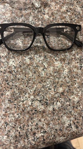 glasses
