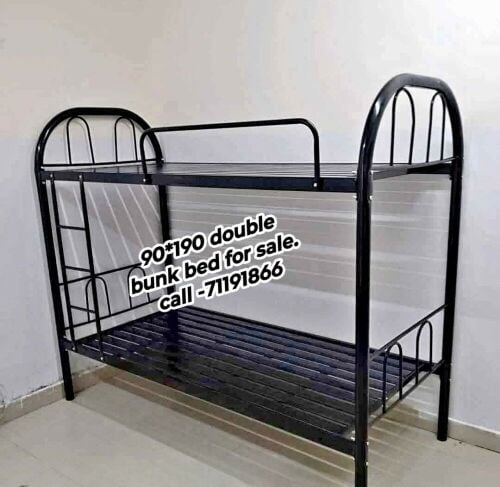 للبيع سرير مزدوج جديد مع مرتبة. ا