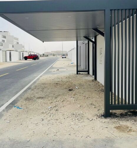 مظلات وبراكن