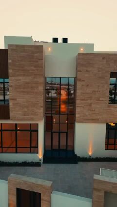 للبيع فيلا في الوكير. 