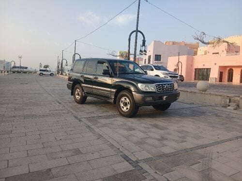 Toyota land cruiser v8