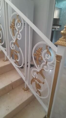 صبغ الابواب الحديد والخشب للفلل