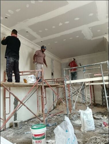 ديكورات الجبس والصبغ الحديث