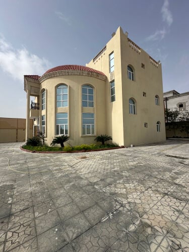 للإيجار فيلًا بروضة الحمامة 17