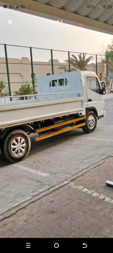 Pickup For rent truck canter mist