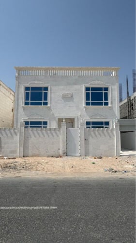 الوكرة للبيع فيلا جديدة مميزة