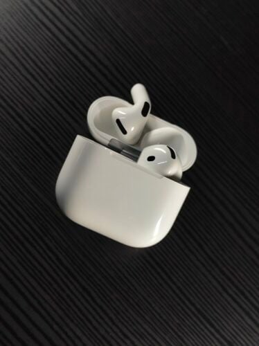 سماعات ابل جيل رابع اي 3056 اي ان