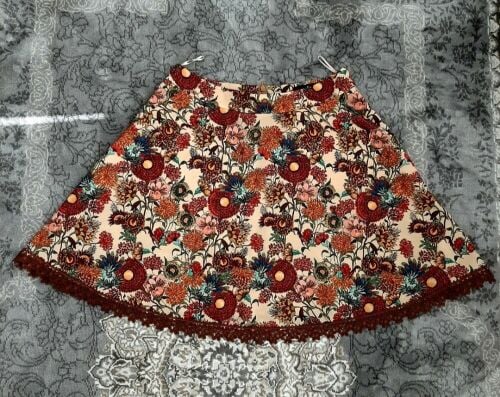 Women's clothes. Size M-L