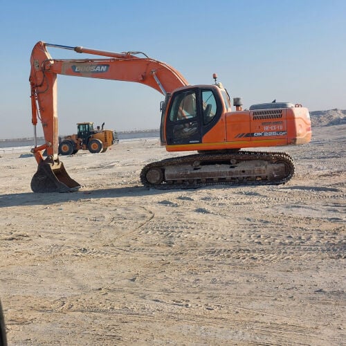 Dossan Excavator 225