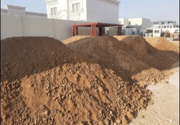 رمل وطين ودفات وكنكري
