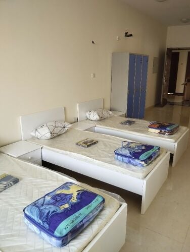 Single bed mattress and cabinet