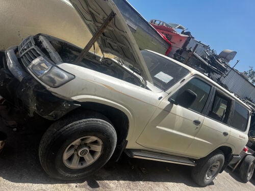 nissan petrol safari, Scarb parts