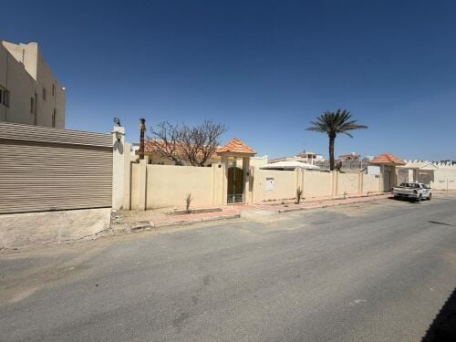 للبيع فيلا ارضيه معيذر