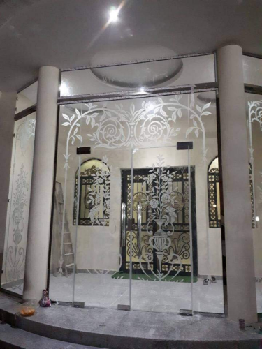 أعمال الزجاج والألمنيوم الخ.