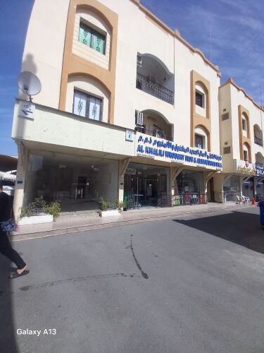 3 محلات للايجار