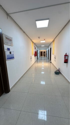 للإيجار مكتب تجاري