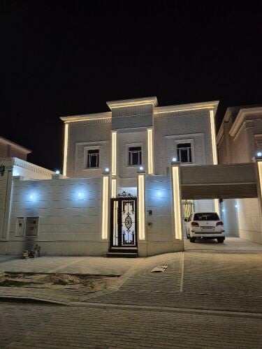 للبيع فيلا جديدة في الوكير