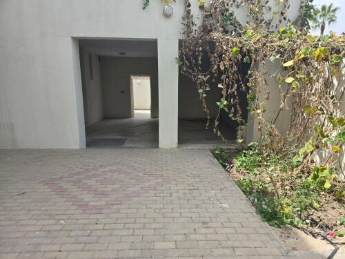 فيلا مستقلة بالسلطة ( ٨١٠ متر)