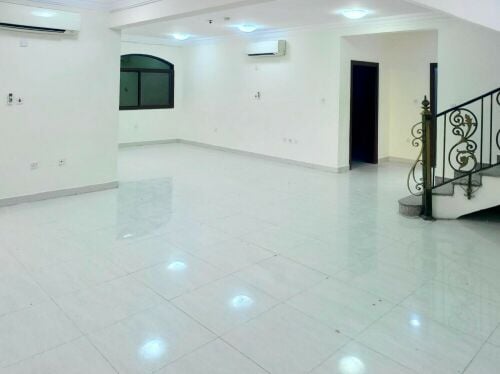 Amazing 6bhk villa female staff